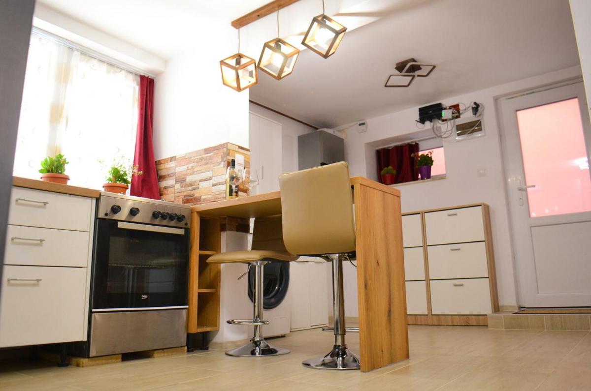 Apartment Lovely 2 Bedroom In The Centre Of